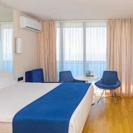 Panorama Sea View Central City Batumi & Aparthotel ภายนอก รูปภาพ