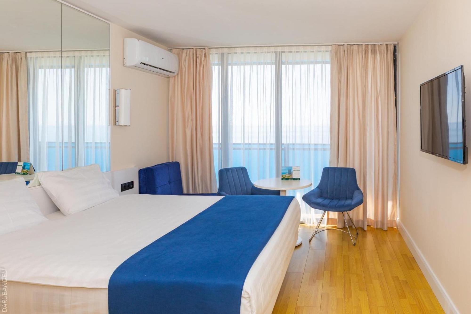 Panorama Sea View Central City Batumi & Aparthotel ภายนอก รูปภาพ
